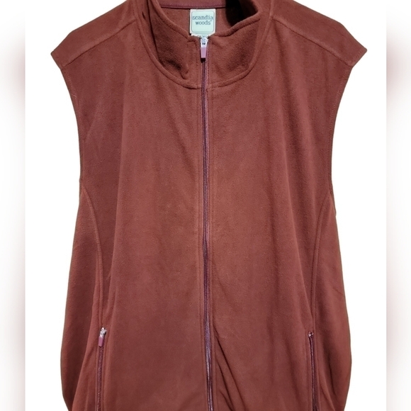 Scandia Woods size XL jogging suit. 100% polyester. NEW! - Picture 1 of 14